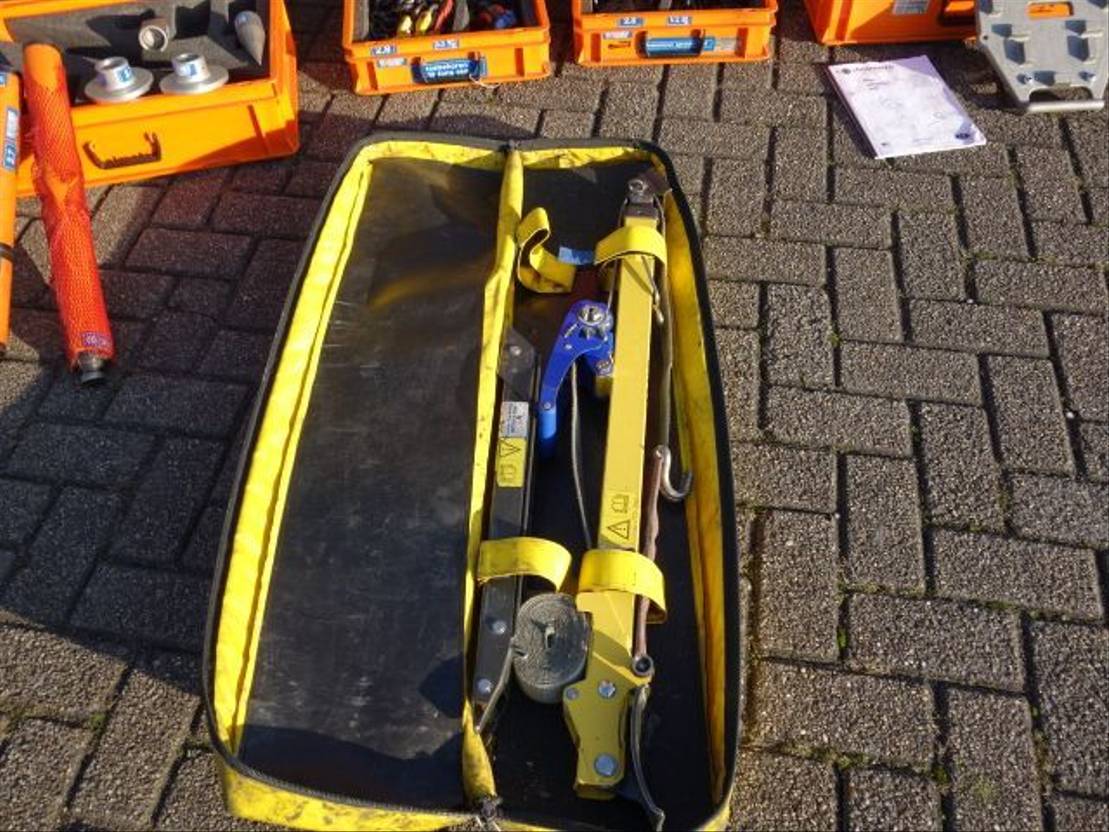 Scania P114-340 P 114 CB 4X4 HZ 340 - Photo 9