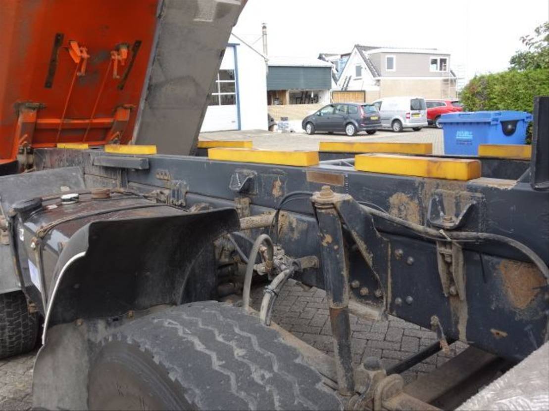 Scania P114-380 114-380 8x4 - Photo 14