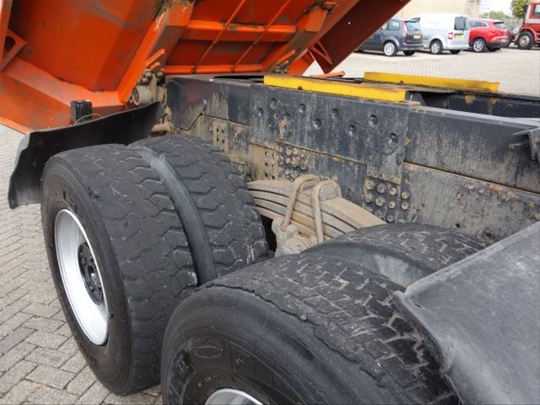 Scania P114-380 114-380 8x4 - Photo 17