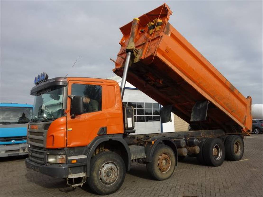 Scania P420 8x4 - Photo 16