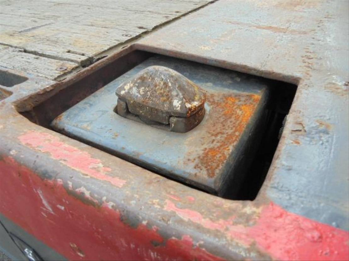 Scania R480 8X2 - Photo 12