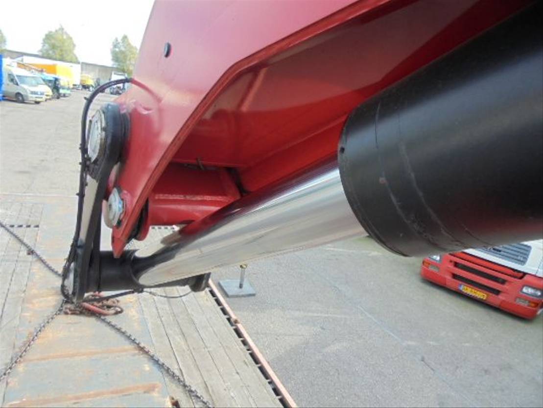 Scania R480 8X2 - Photo 24