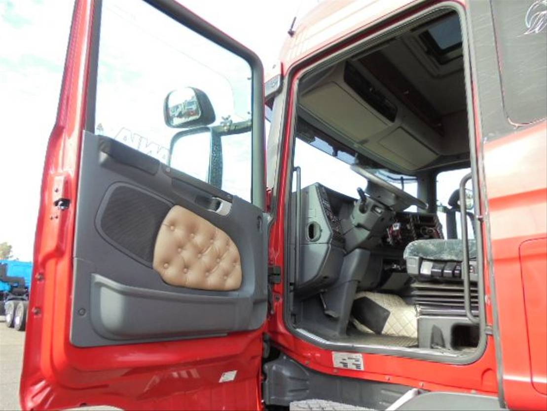 Scania R480 8X2 - Photo 30