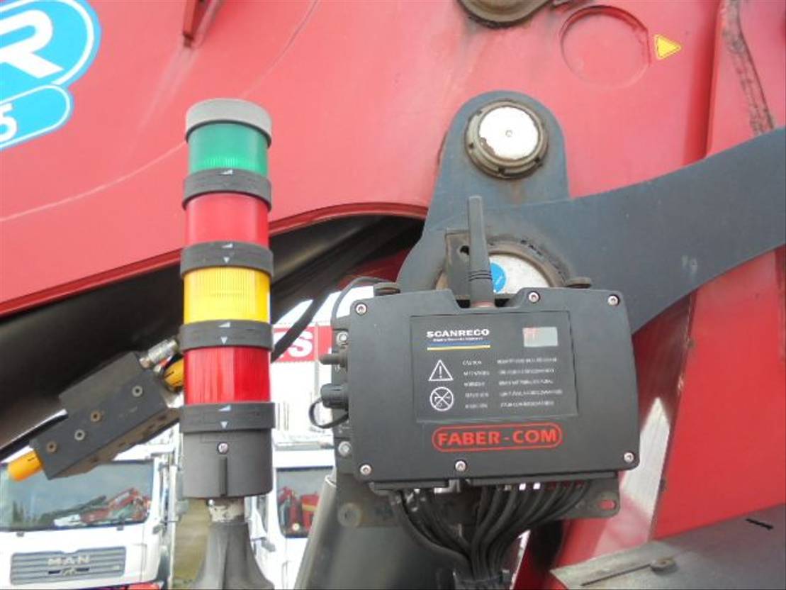 Scania R480 8X2 - Photo 53