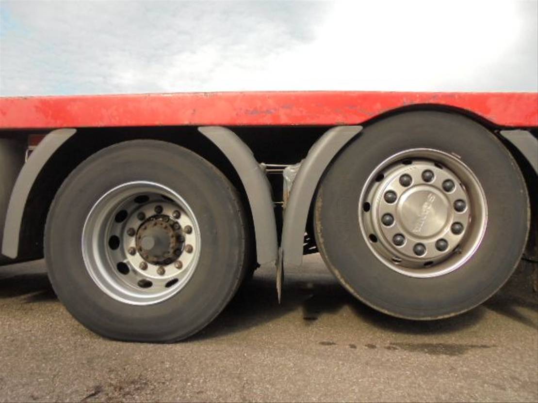 Scania R480 8X2 - Photo 9