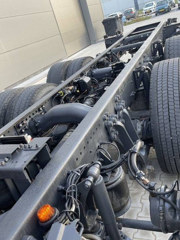 Scania R650 V8 NGS Scania r650 / Triple / Retarder / full-air/ clutch on demand - Photo 30